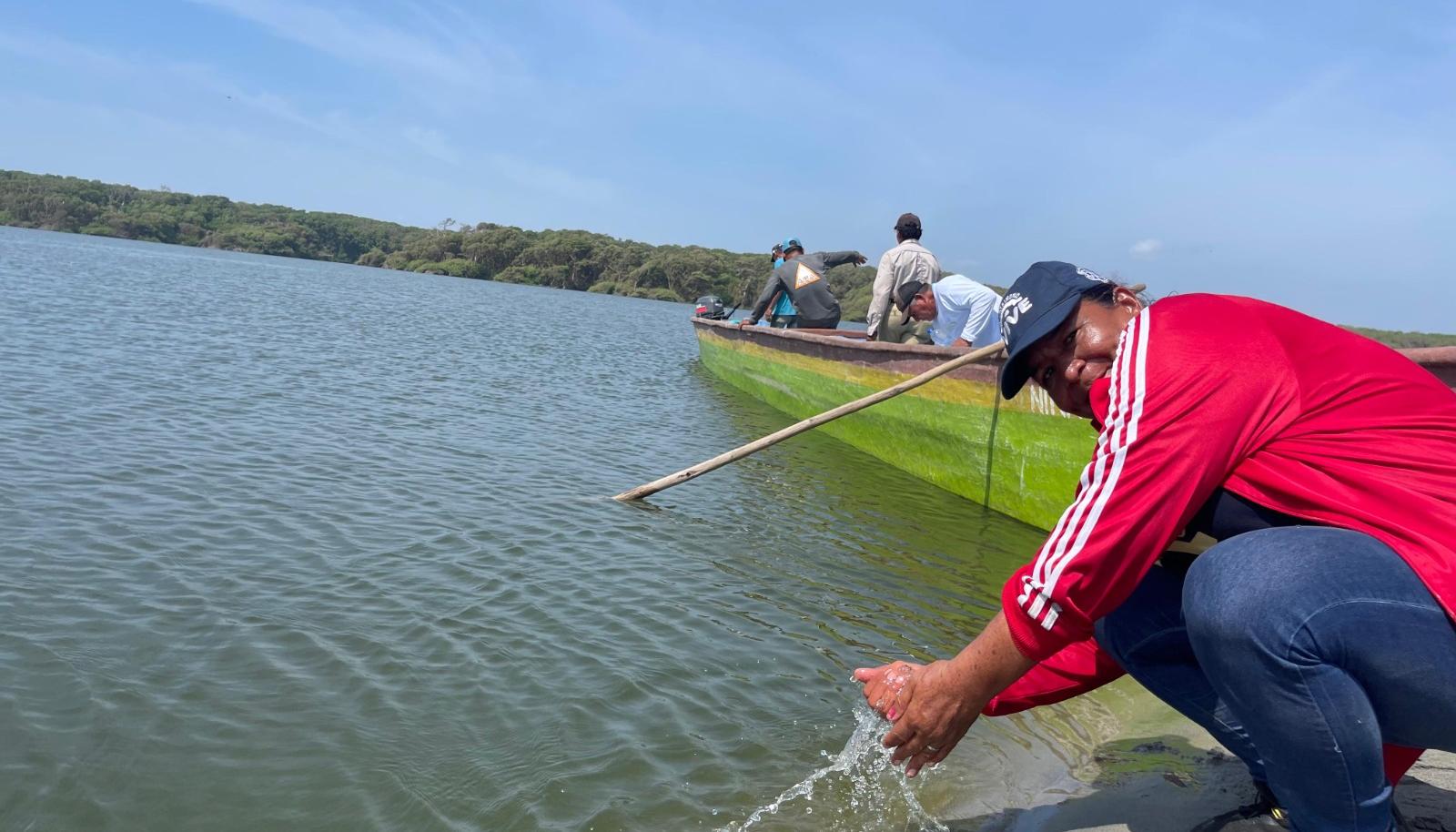 45 pescadores artesanales del sector de la Intendencia Fluvial son los beneficiarios. 