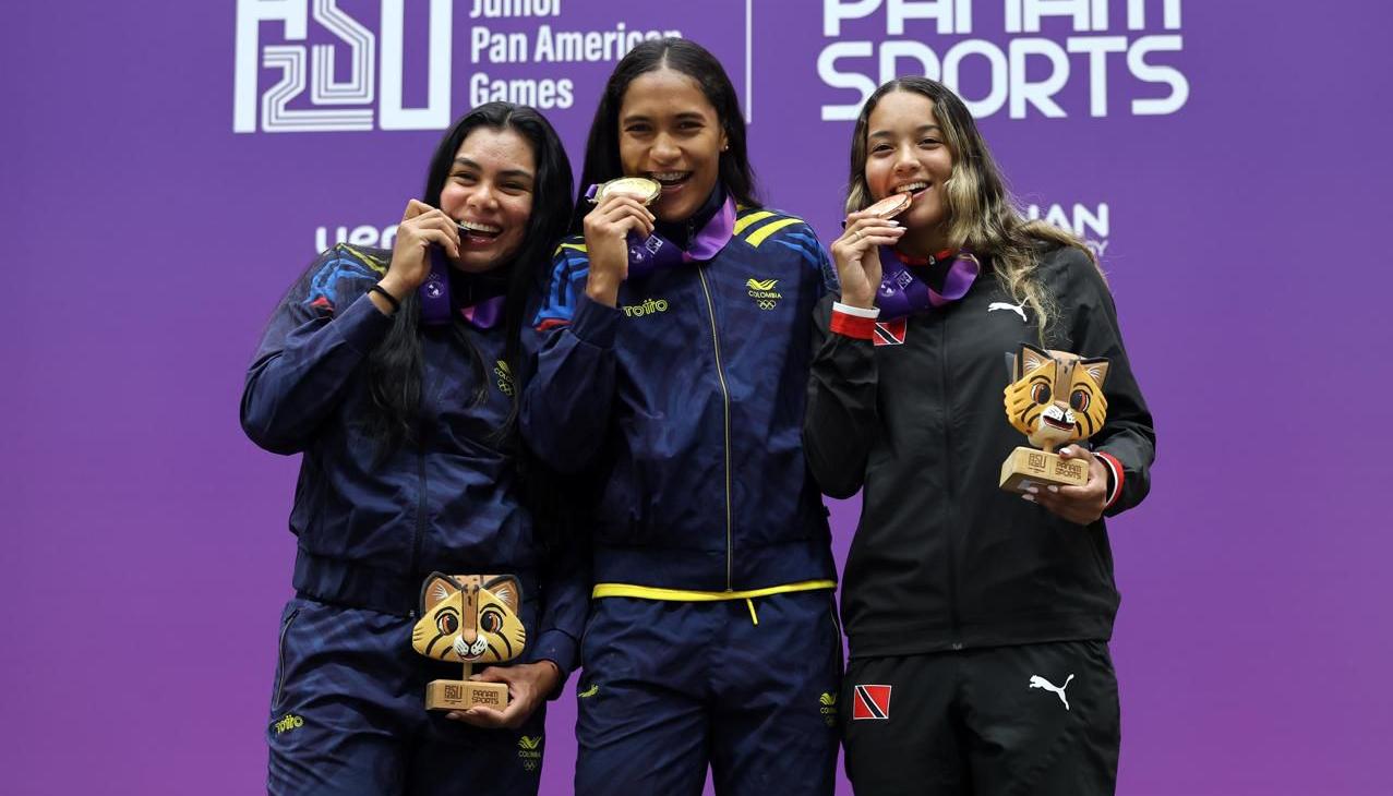 Podio de la prueba de velocidad individual. 