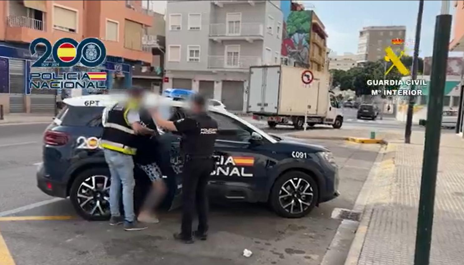 También captaban a mujeres ya residentes en España, colombianas y venezolanas.