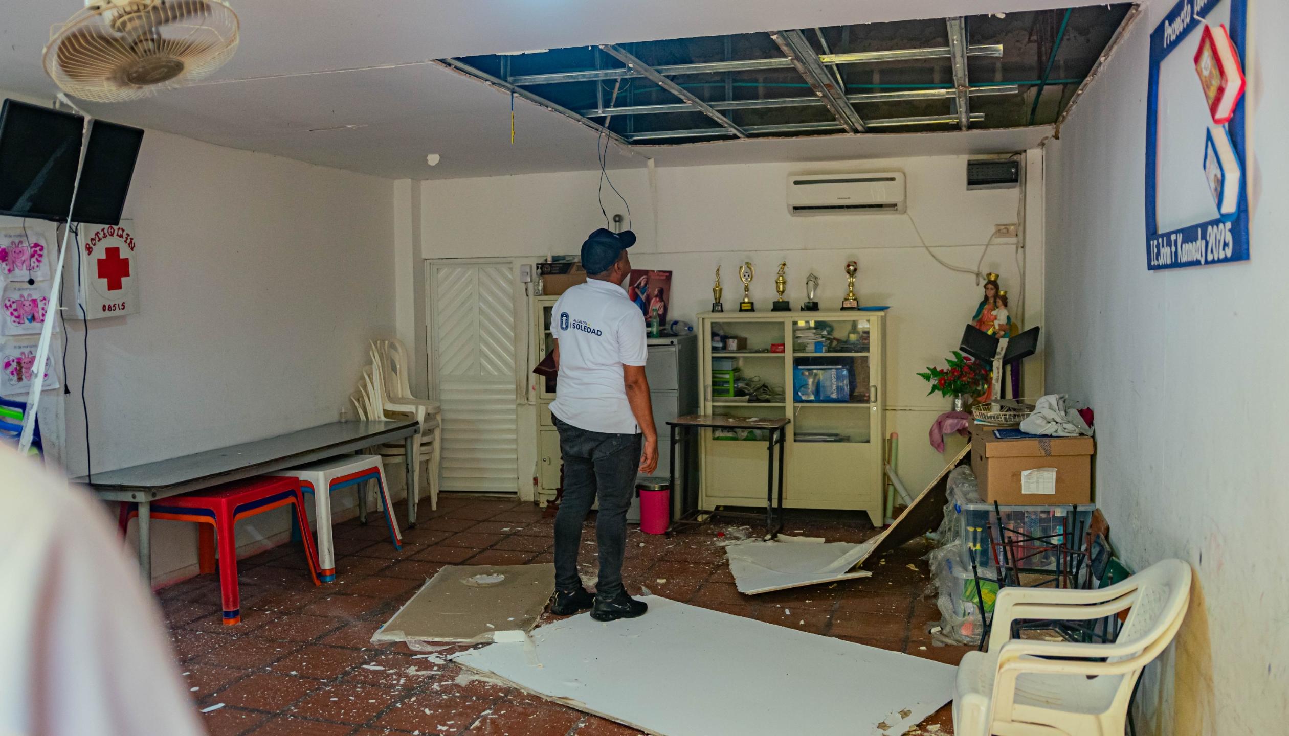 Alcaldía de Soledad realizó recorrido de inspección de los centros educativos. 