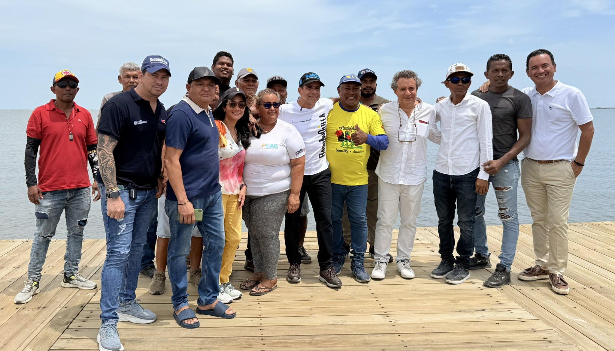 Pescadores de Puerto Mocho y la dirigencia de Barranquilla.