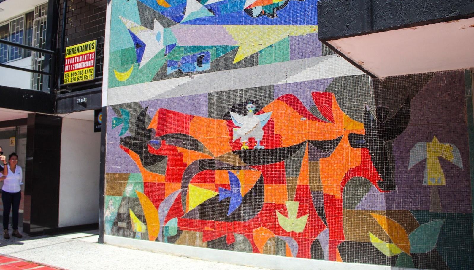 Mural 'Tierra, mar y aire' (1958). 