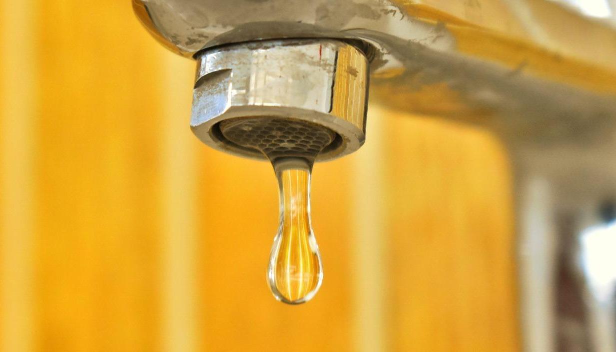 Detrimento en planes de agua