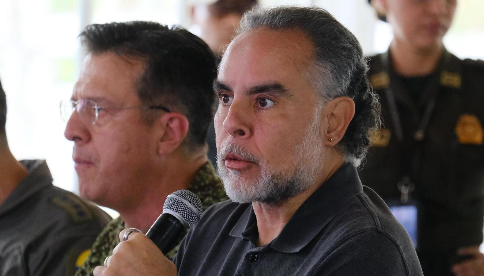 Armando Benedetti, ministro del Interior. 