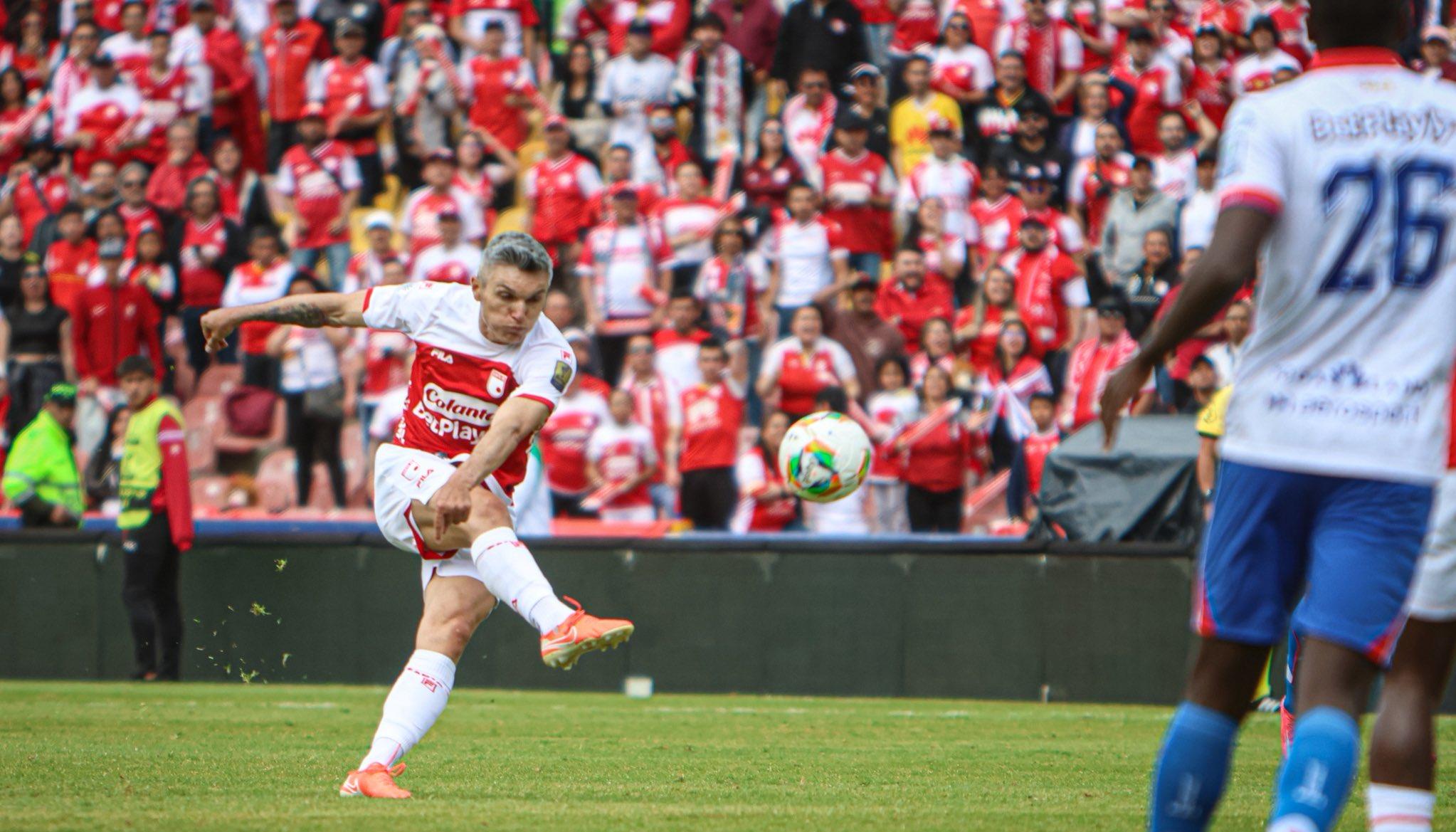 Daniel Torres en una acción de juego.