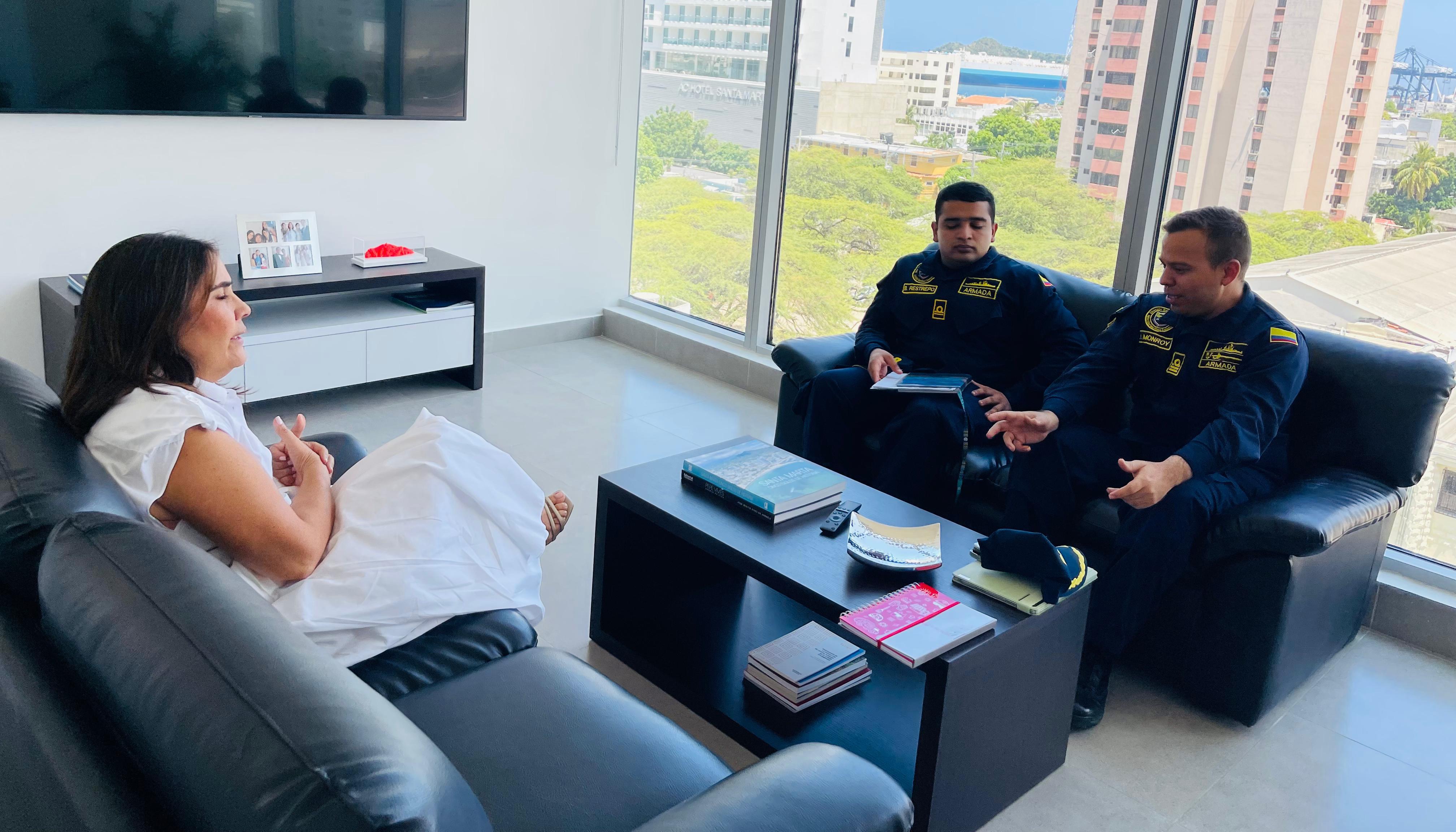 Reunión de la Capitanía de Puerto de Santa Marta con la Cámara de Comercio del Magdalena.