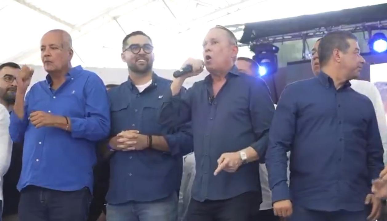 Efraín Cepeda anunció su precandidatura presidencial