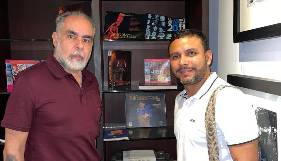 El ministro del Interior, Armando Benedetti, y el candidato a la rectoría de la UA, Wilson Quimbayo.