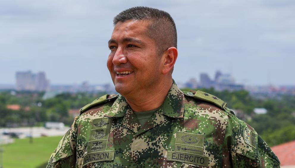 Mayor general Hernando Garzón Rey.