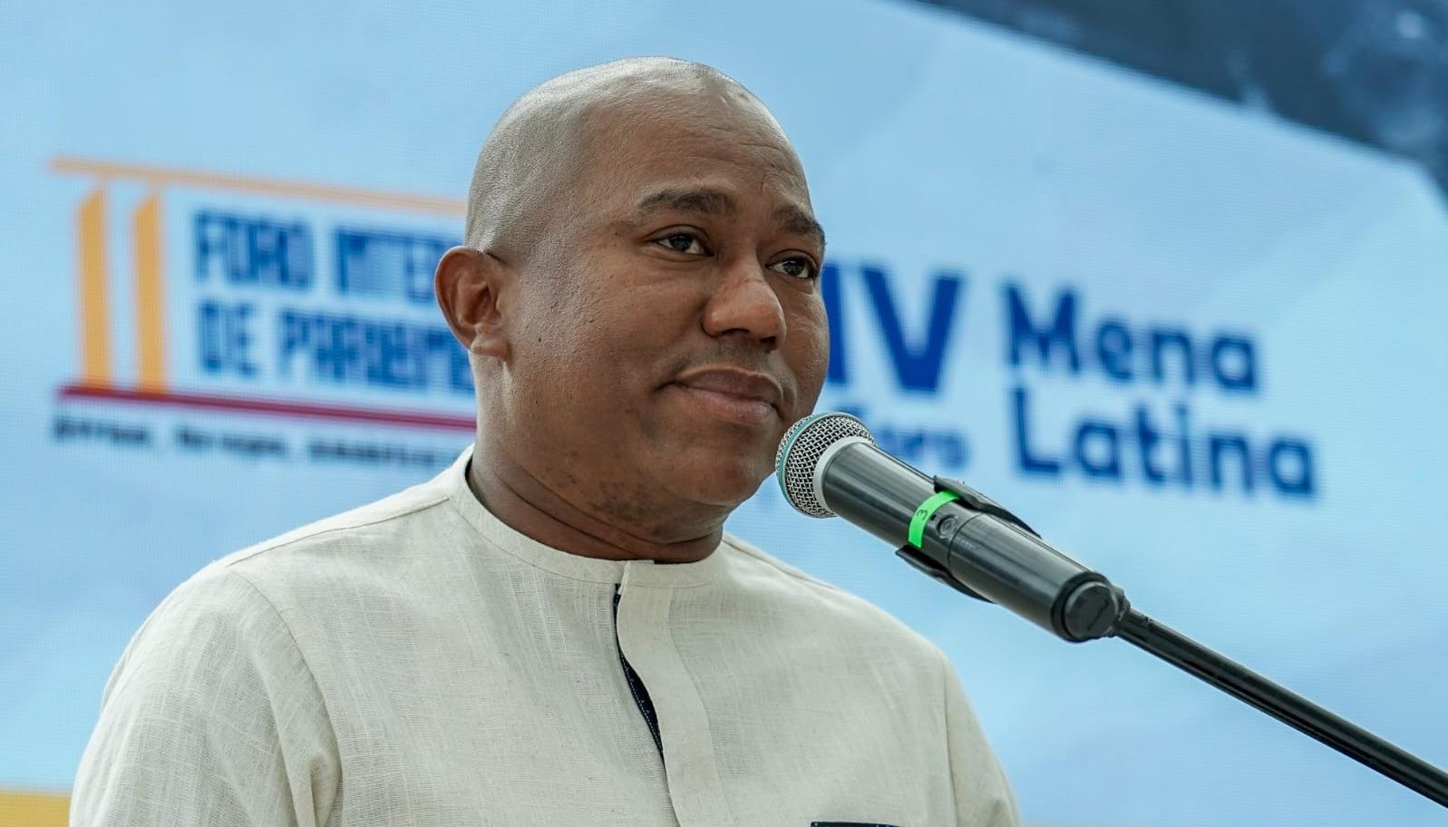 Gersel Pérez, presidente de la Comisión Legal Afro del Congreso de la República.