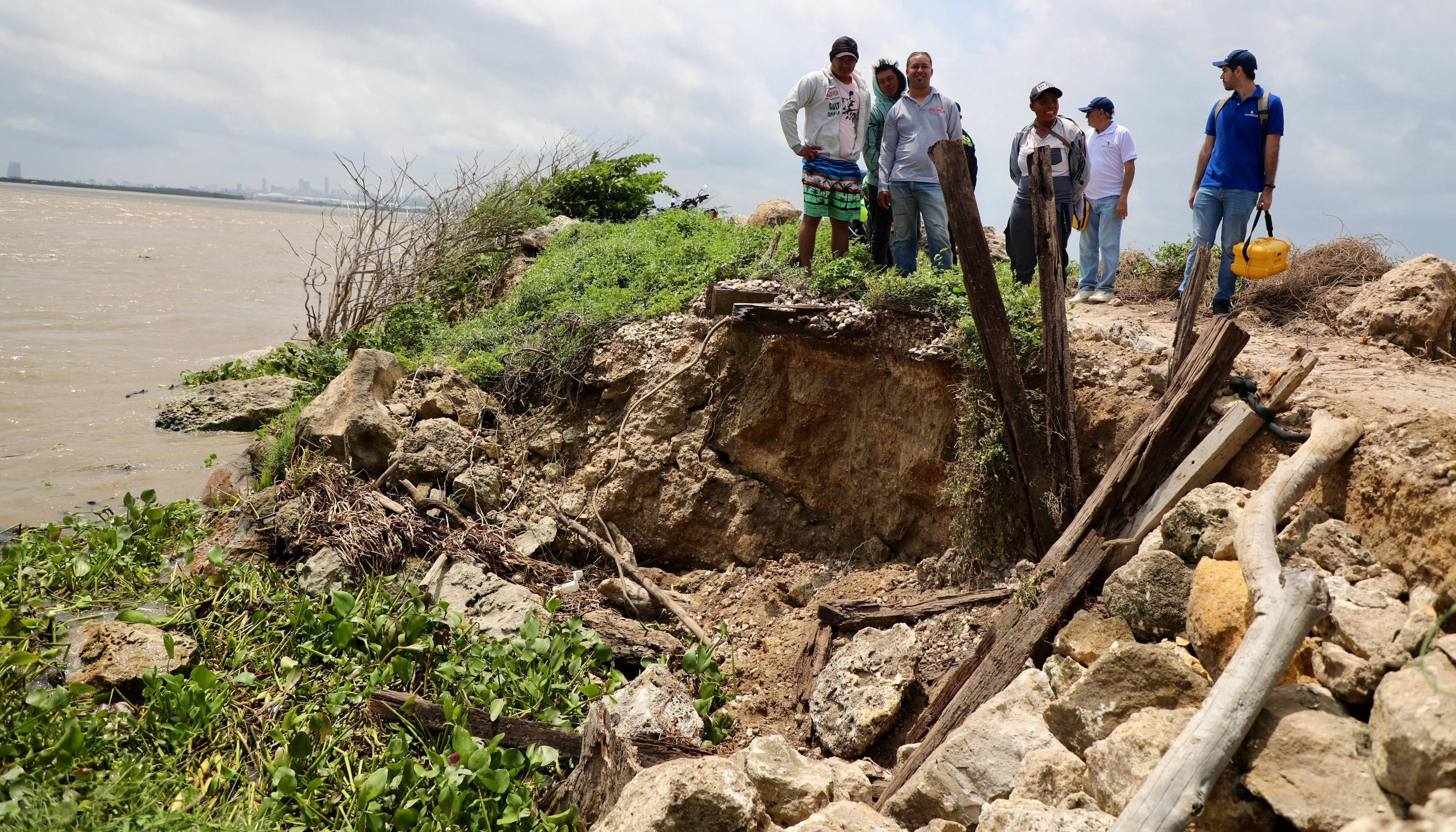 El tramo afectado del tajamar occidental.
