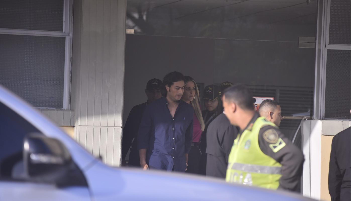 Nicolás Petro y su pareja, Laura Ojeda. 