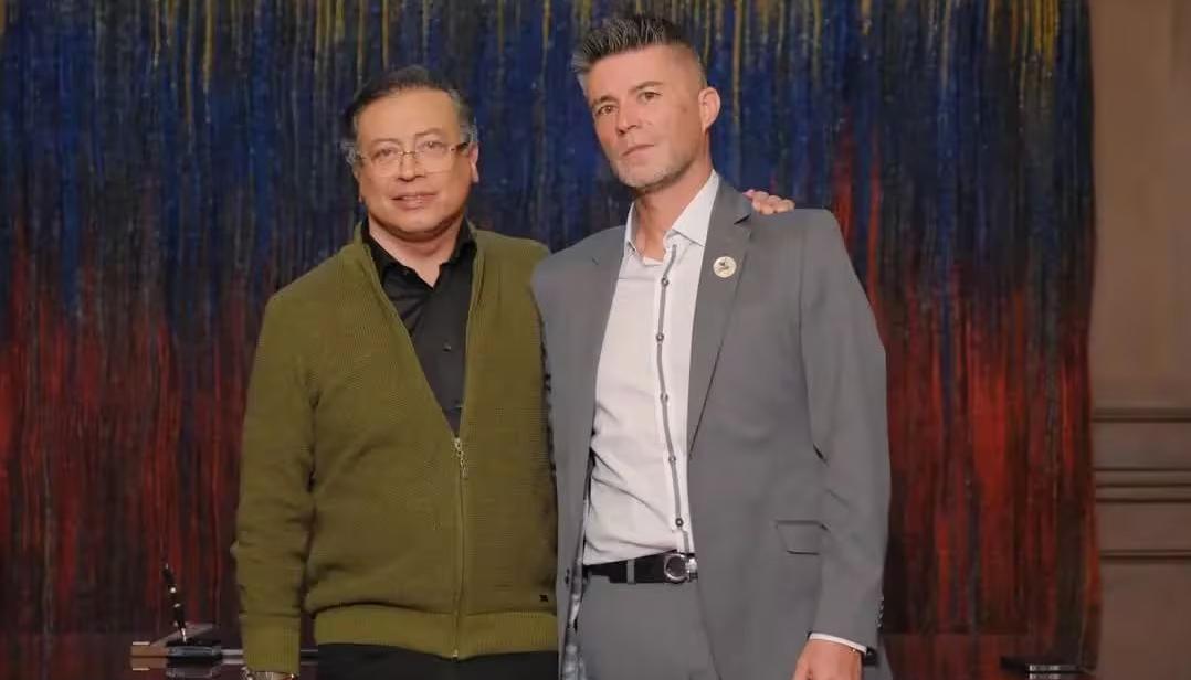 El Presidente Gustavo Petro y el secretario jurídico de Presidencia, Augusto Ocampo.