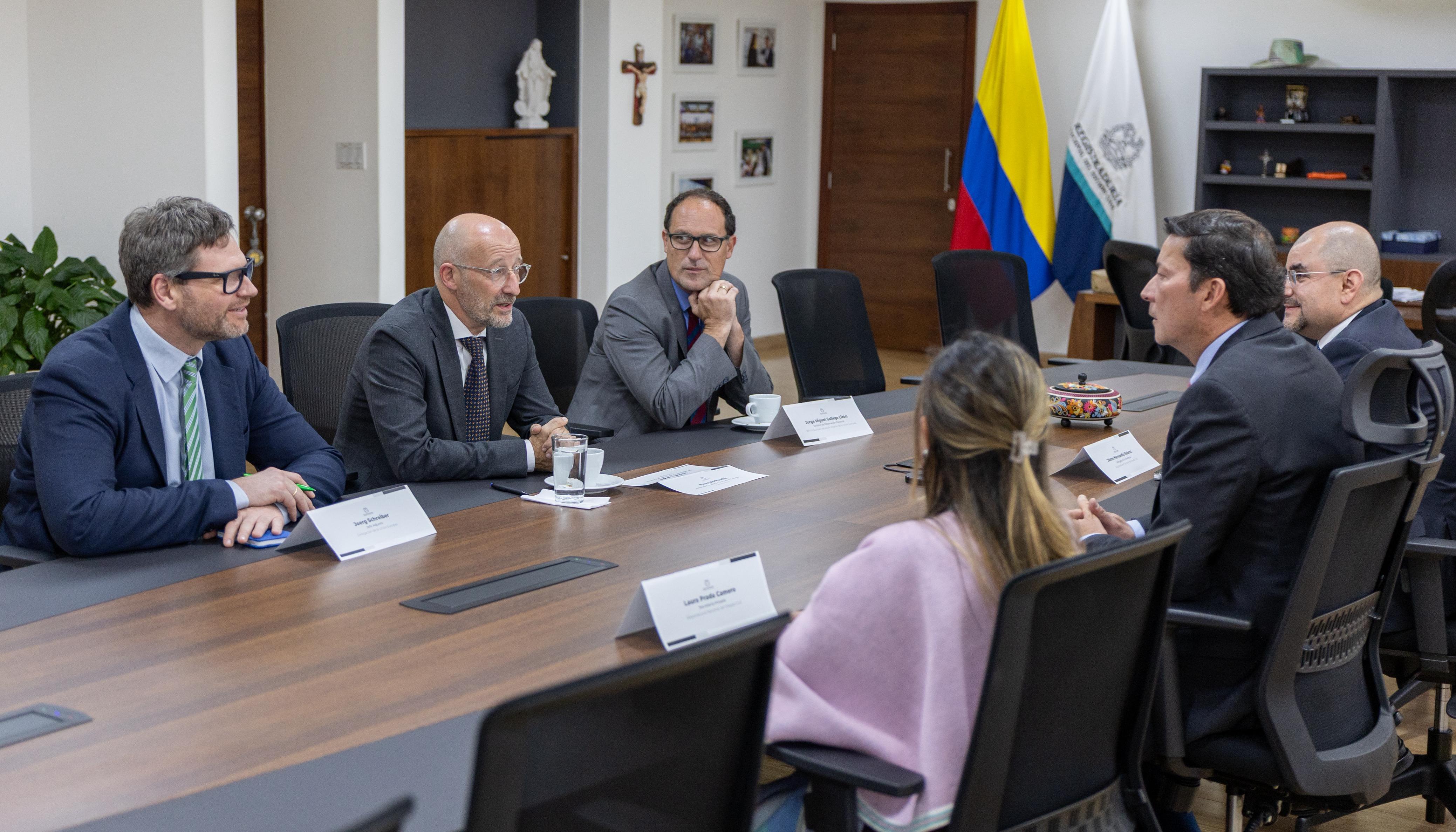 Imagen de la reunión.