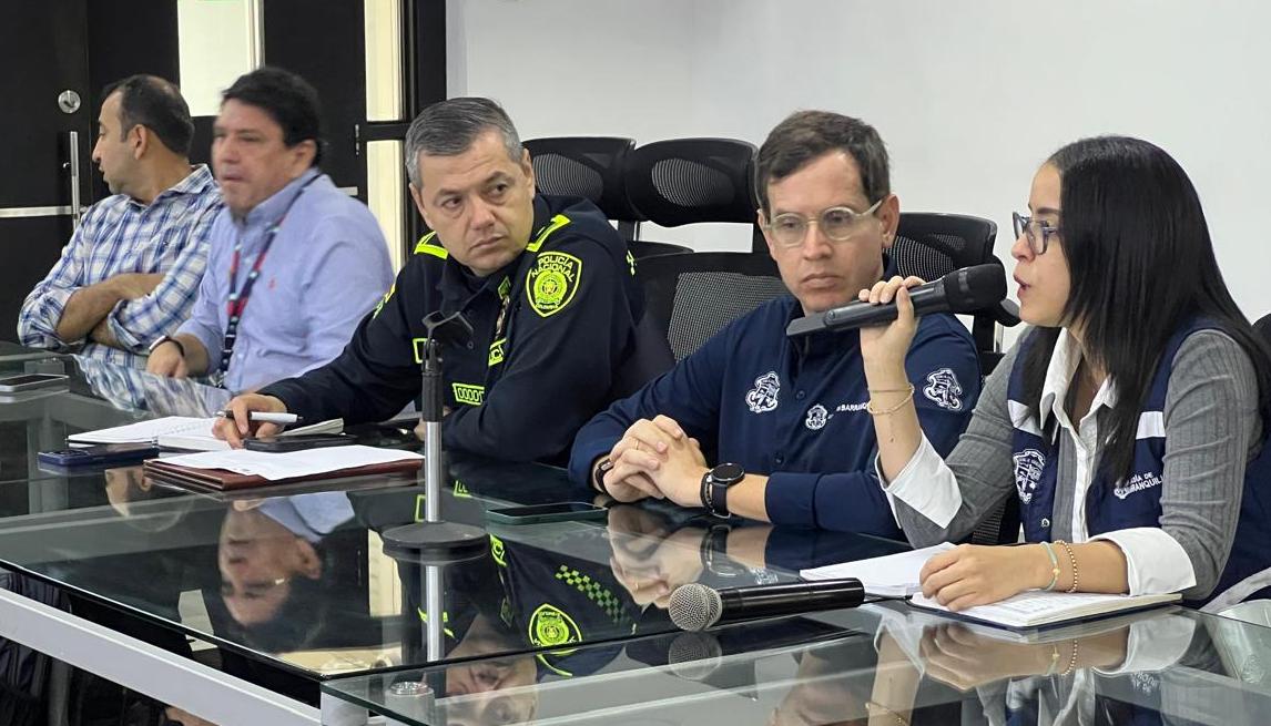 Reunión en el Puesto de Mando Unificado