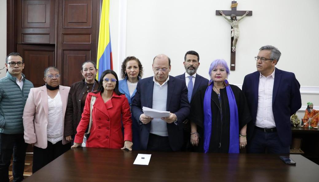 El proyecto de ley fue radicado este lunes por el ministro de Hacienda, Germán Ávila.