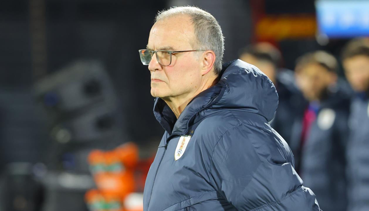 El argentino Marcelo Bielsa, entrenador de la selección uruguaya.