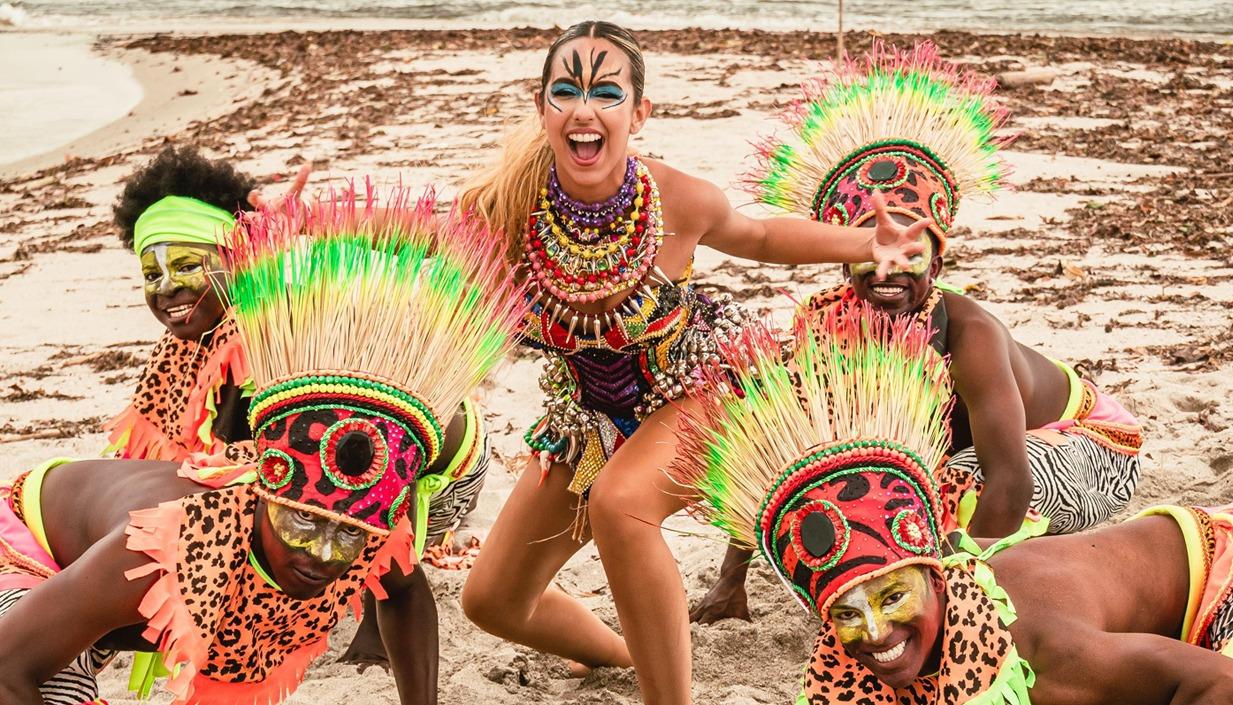 La soberana 2026 Sharon Hurtado exaltó la danza del mapalé. 