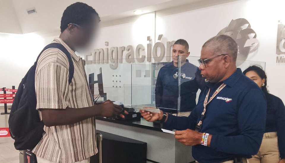 Estadounidense expulsado