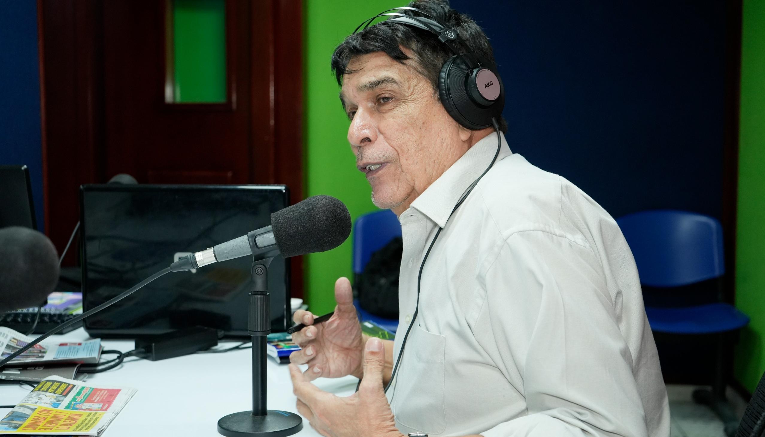 Mike Fajardo llegó en 1984 a RCN Barranquilla, en reemplazo de Efraín Peñate.