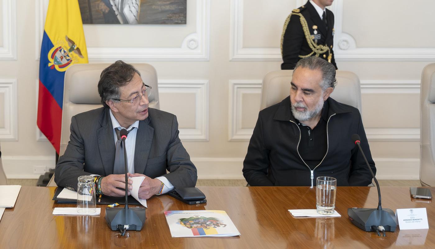 El Presidente Gustavo Petro y el ministro del Interior, Armando Benedetti.