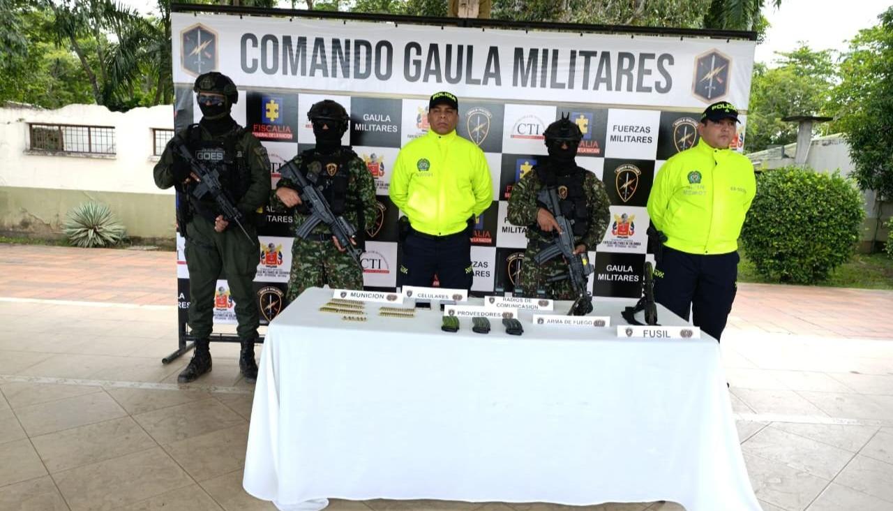 Elementos incautados durante el operativo. 