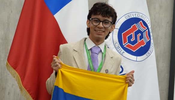 Adrián De Jesús Torres González en el Simposio Internacional de Derecho Animal, realizado en La Serena, Chile.