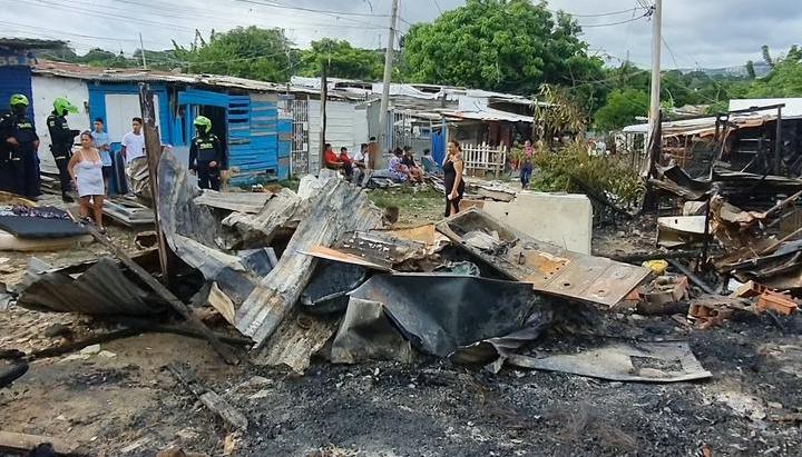 Viviendas afectadas tras el incendio. 