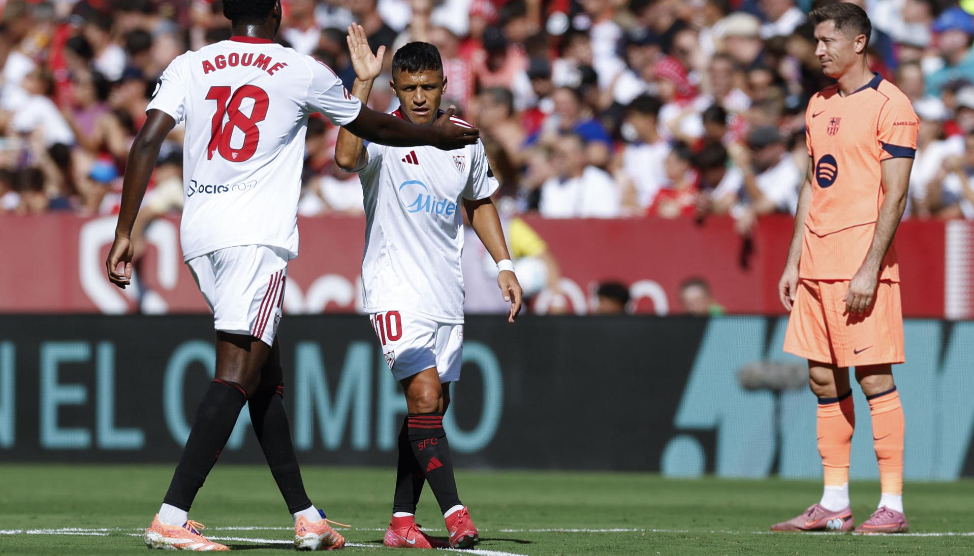 Alexis Sánchez hizo un gol para Sevilla.