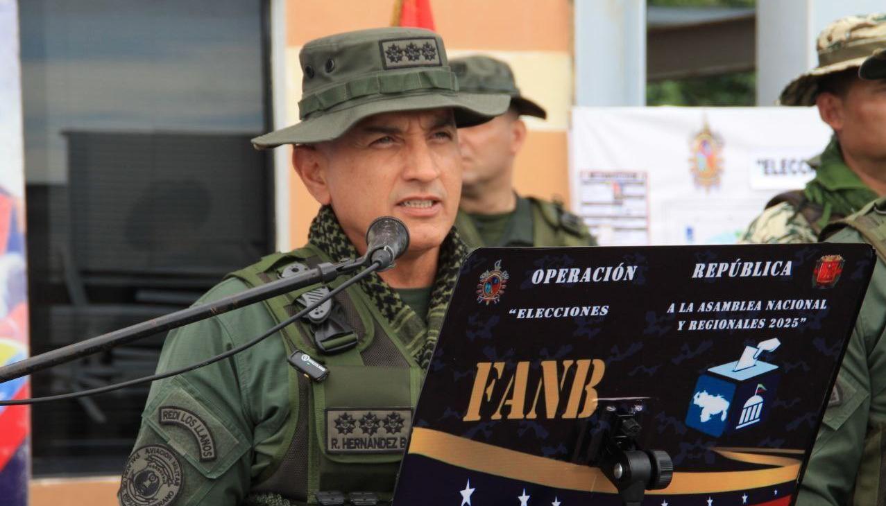 Jefe del Comando Estratégico Operacional (Ceofanb), Domingo Hernández Lárez.