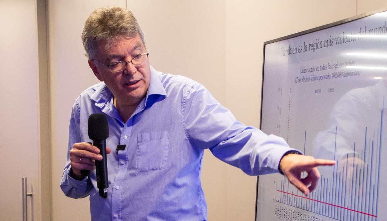 Mauricio Cárdenas, precandidato presidencial.