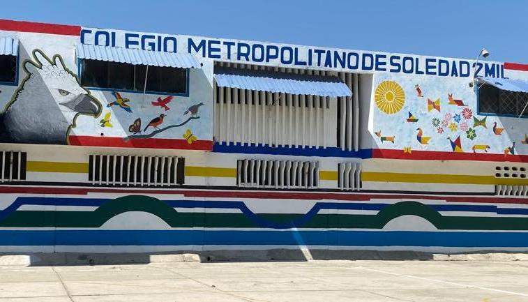 Colegio Metropolitano de Soledad 2000.