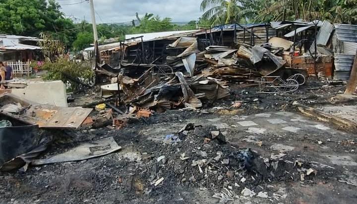 Lugar donde ocurrió el incendio en el sector de Villa Caracas. 