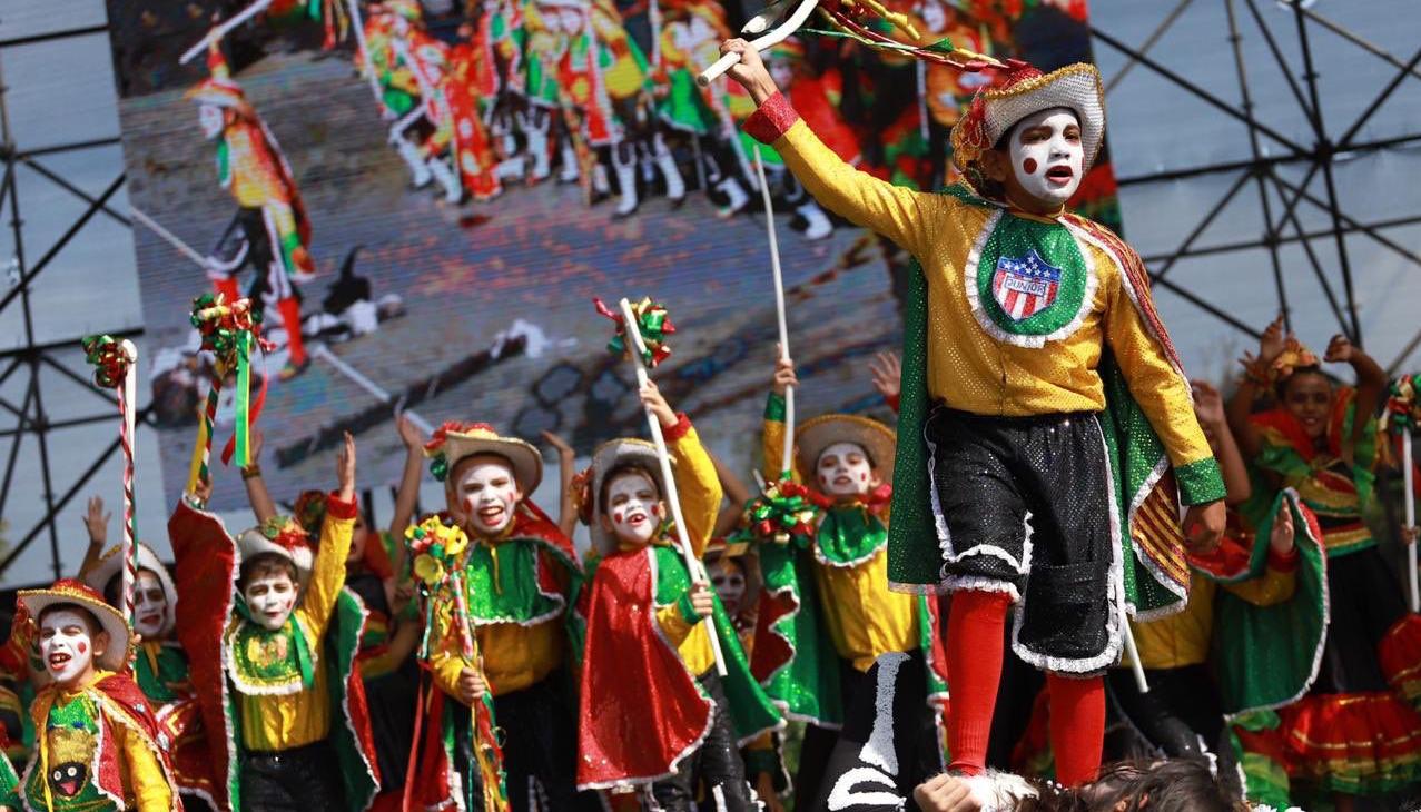 Distintas danzas se darán cita con el Plaza de la Paz.