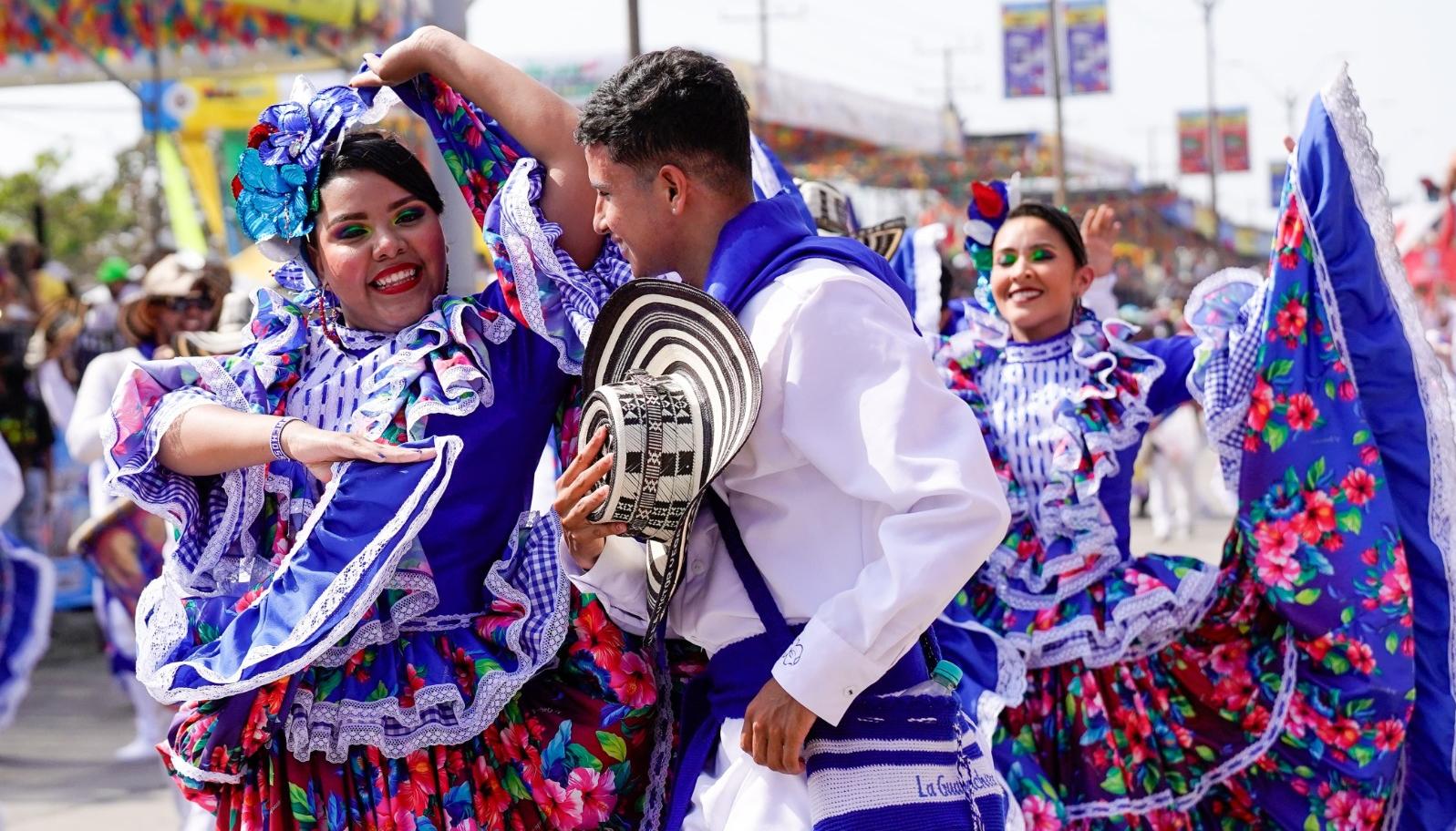 La cumbia es una de las danzas más representativas del Carnaval de Barranquilla. 
