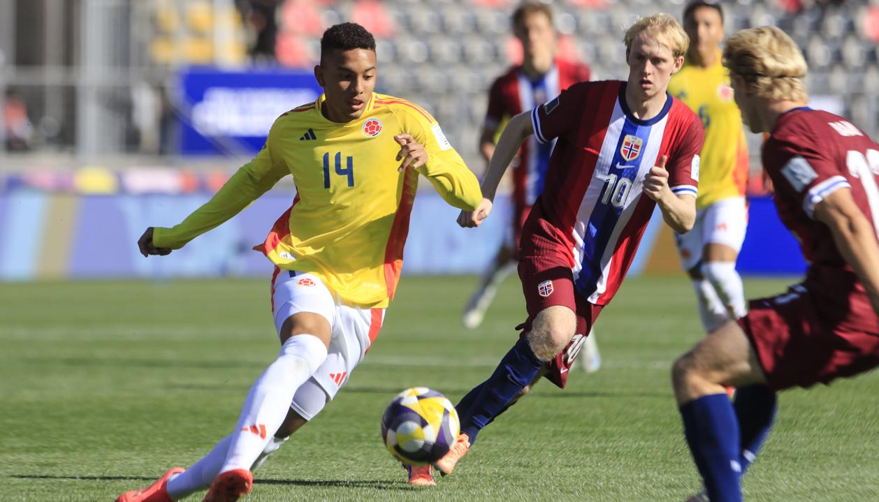 El barranquillero Jordan Barrera durante en partido contra Noruega.