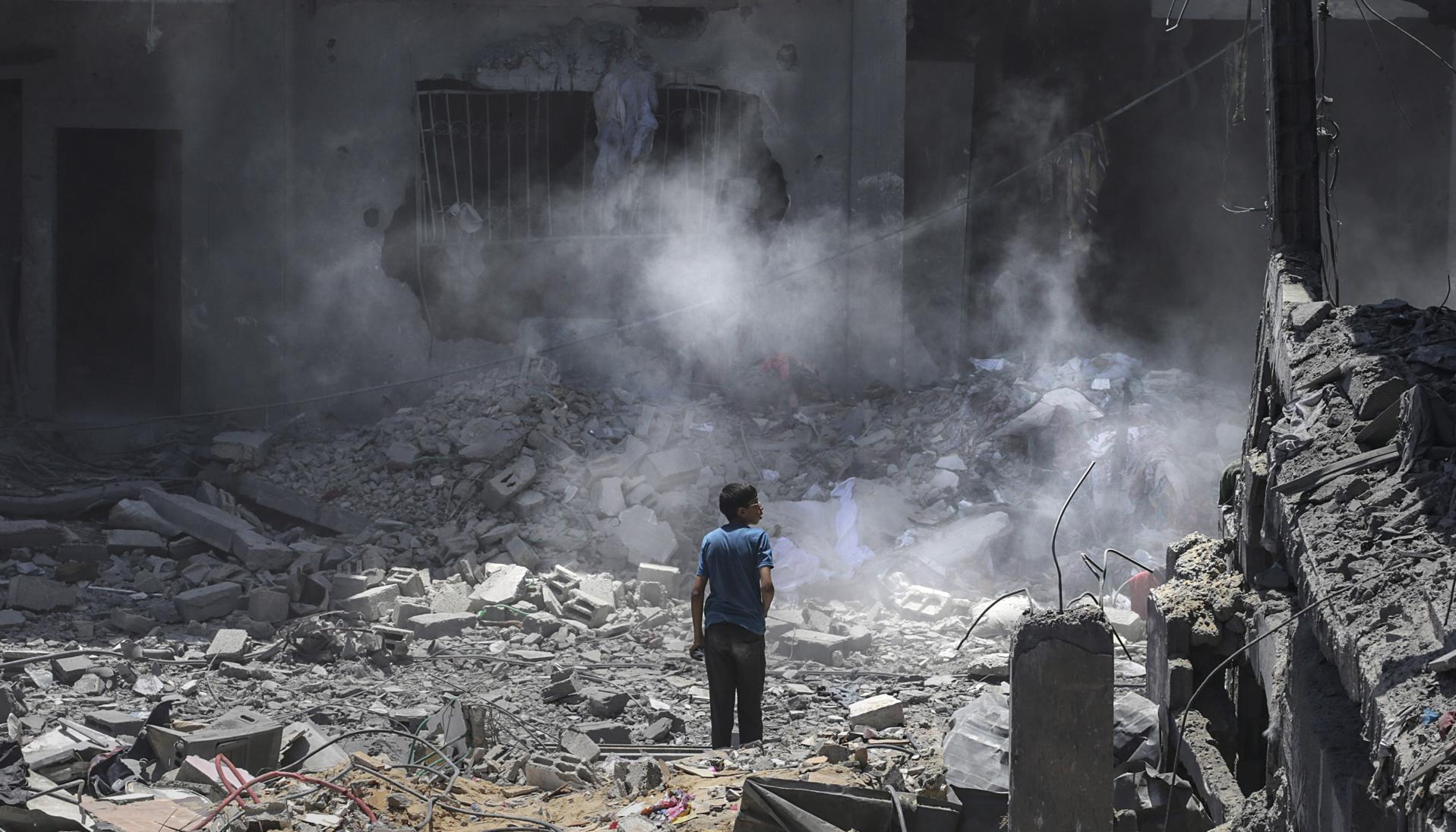 Destrucción en Gaza por los ataques de Israel.