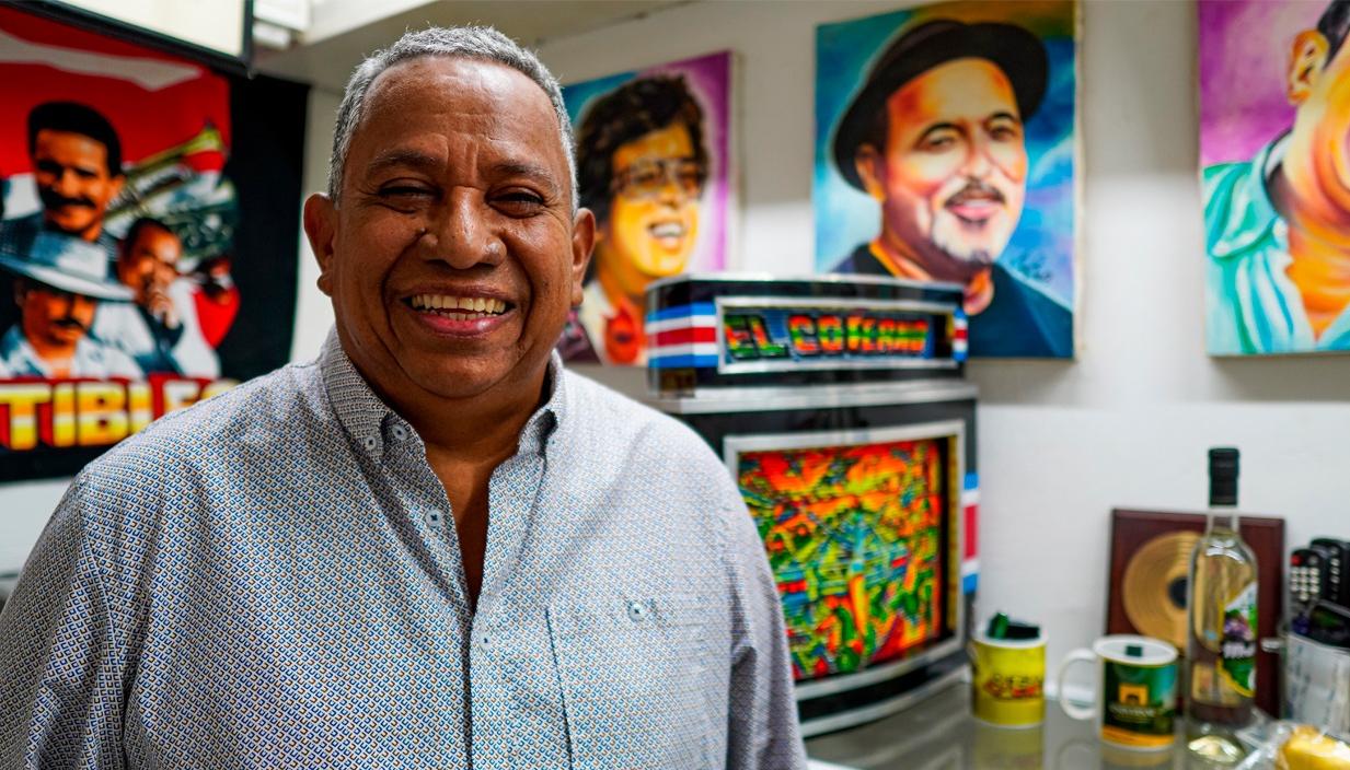 Edwin Madera, mánager general y propietario de La Troja. 