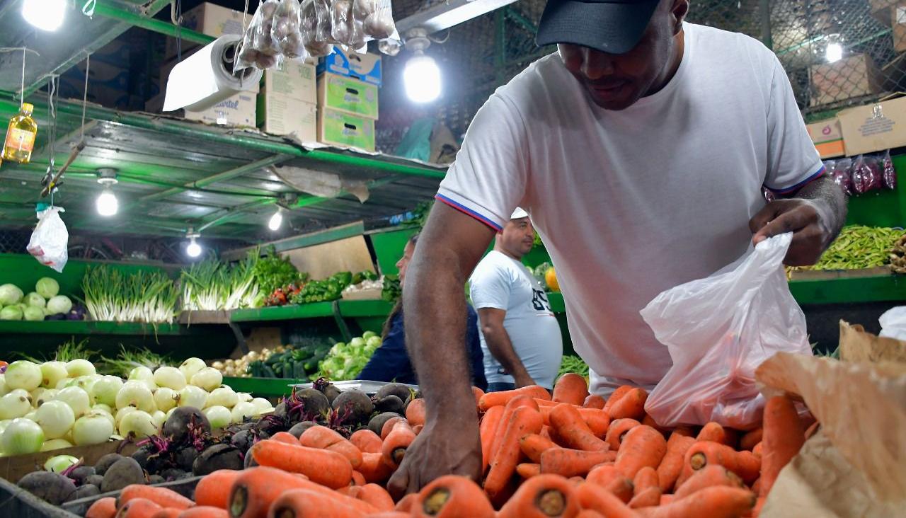 En Granabastos ingresaron 1.002 toneladas de alimentos y otros productos agroalimentarios.