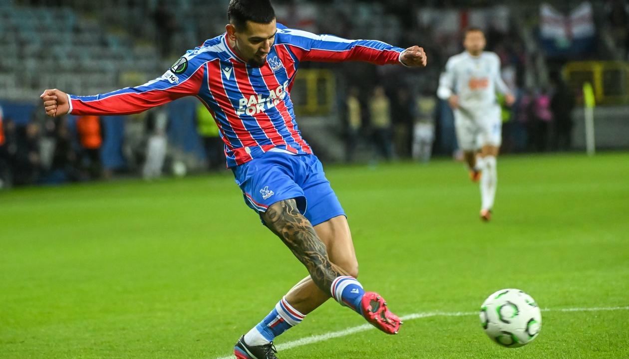 El colombiano Daniel Muñoz abrió el marcador para el Crystal Palace en el minuto 31. 