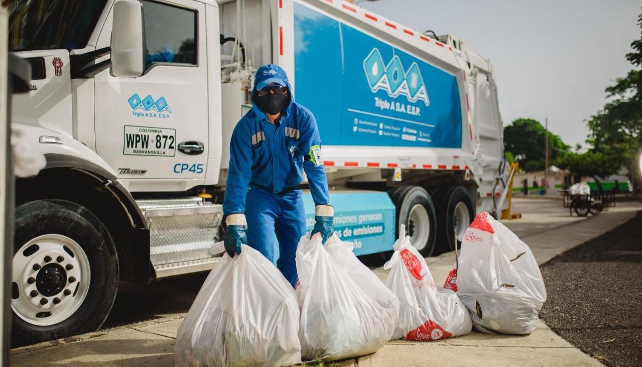 Recolección de residuos por parte de Triple A. 