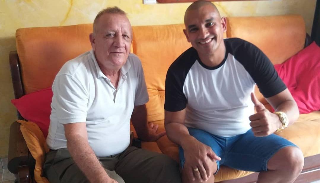 Eduardo Julián Retat con Carlos Vilarete, uno de sus pupilos. 