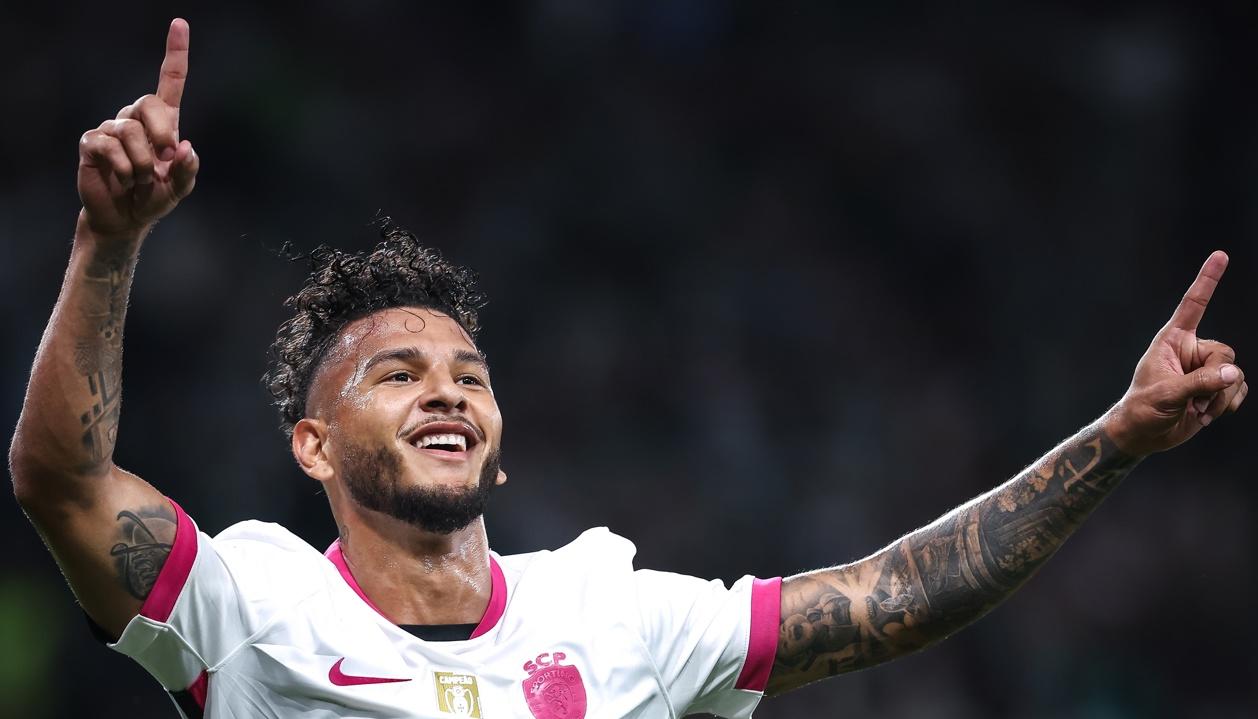 Luis Suárez acumula siete goles y dos asistencias en 12 partidos con el Sporting. 