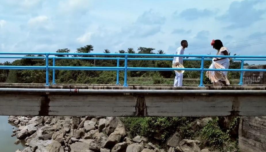 La película cuenta con testimonios de habitantes de María La Baja. 