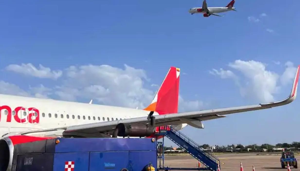 Aviones en el Aeropuerto El Dorado, en Bogotá.