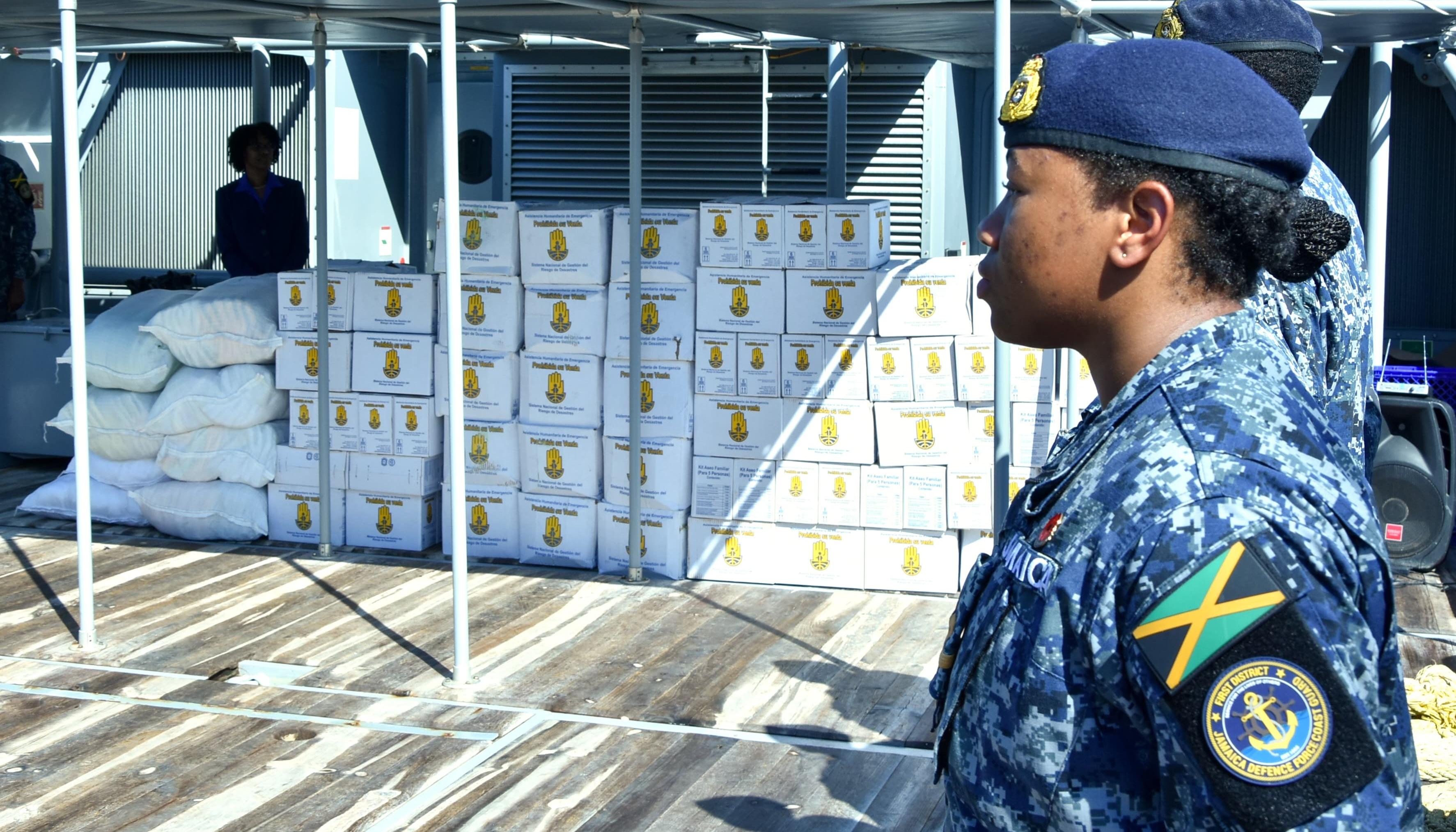 Ayuda humanitaria en Jamaica.