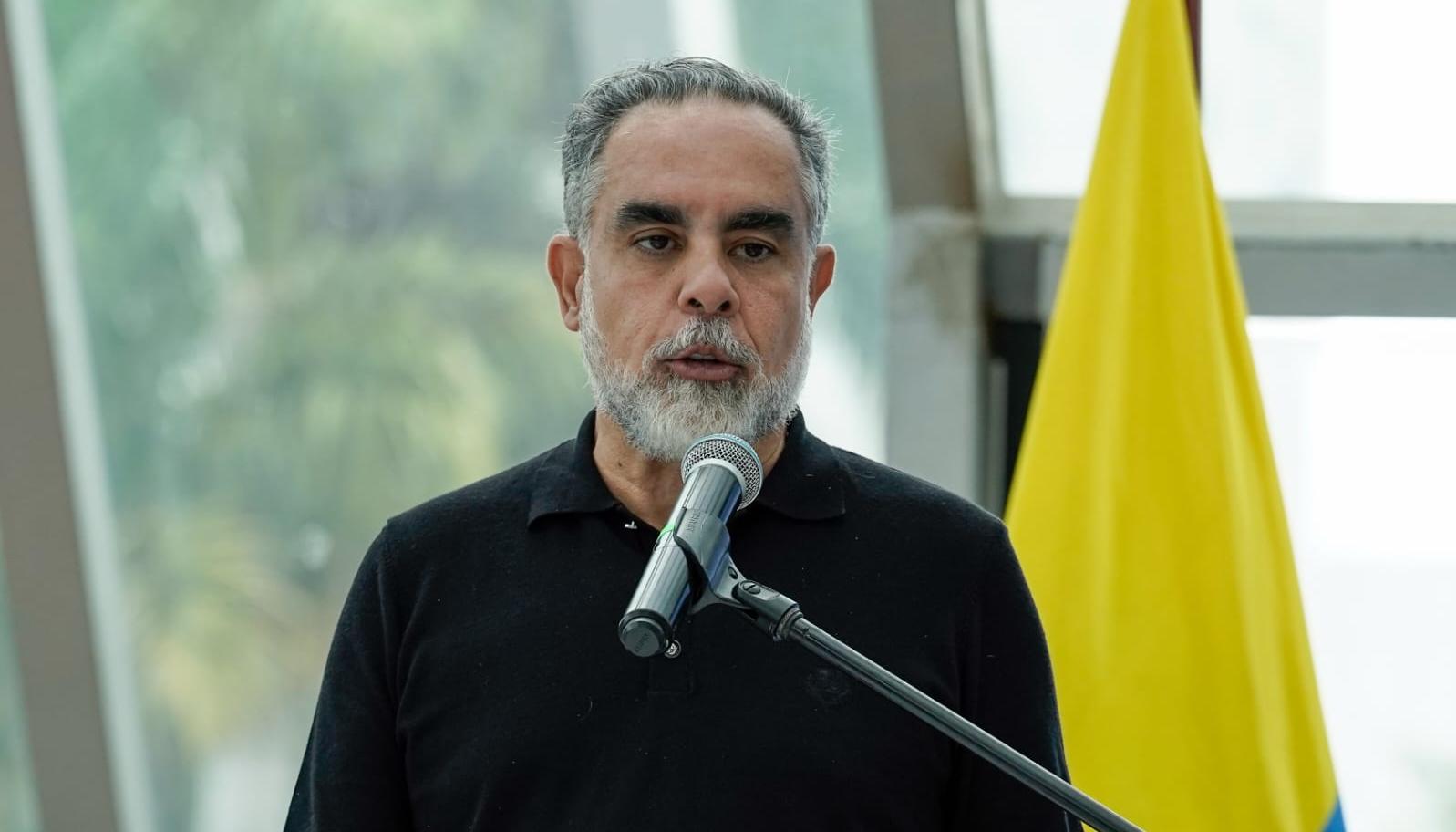 Armando Benedetti, ministro del Interior. 