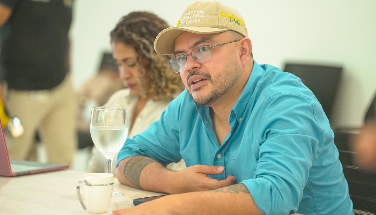 Juan Felipe Harman, director de la Agencia Nacional de Tierras. 