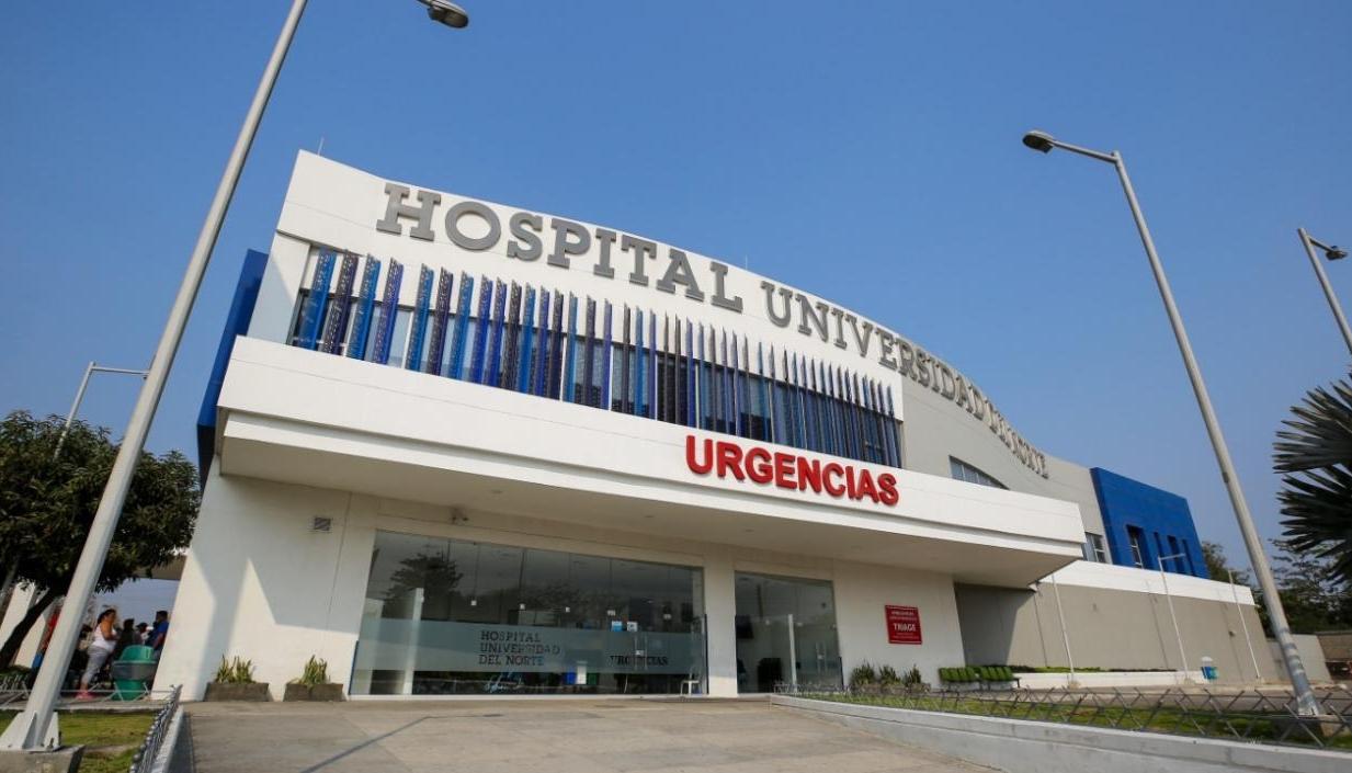 Hospital Universidad del Norte, a donde fue llevada la mujer tras ser baleada. 