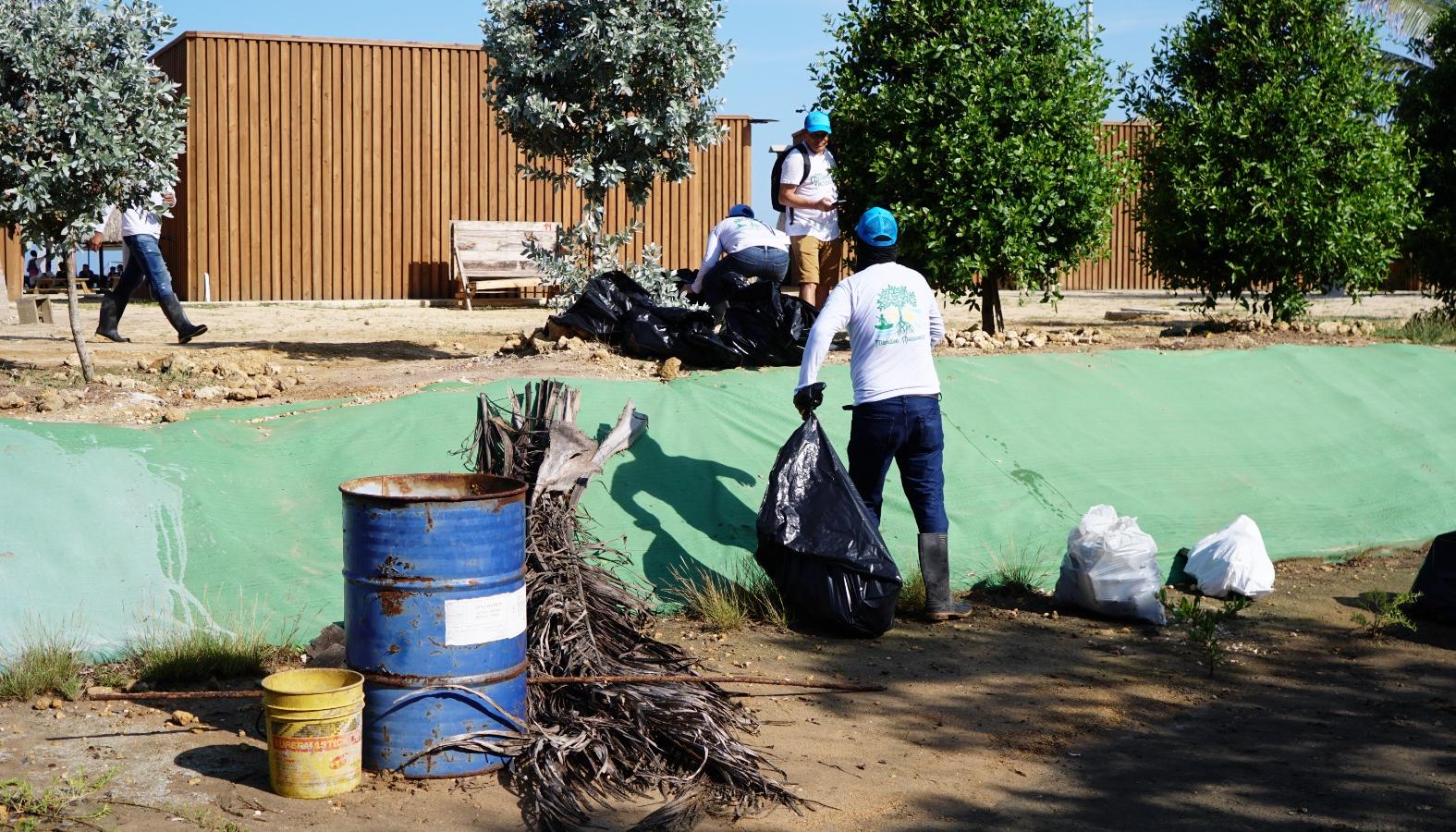 Jornada de limpieza playa